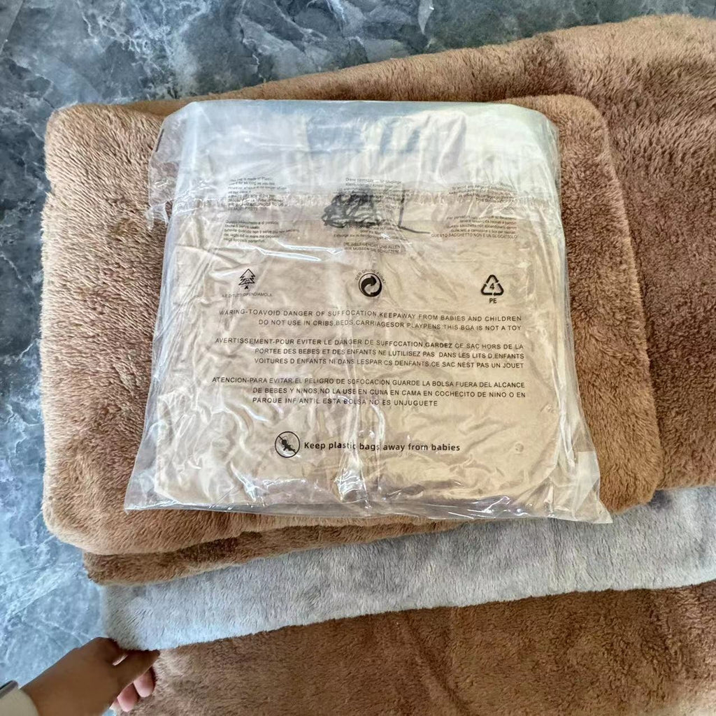 Self-Heating Thick Pet Blanket
